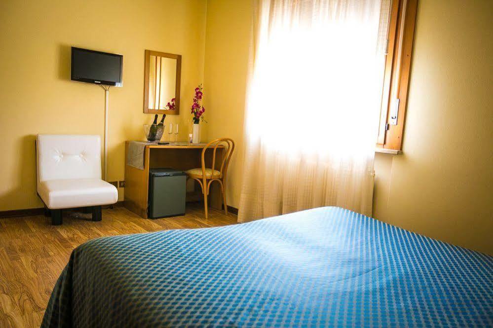 Hotel Agli Olmi San Biagio di Callalta Екстериор снимка