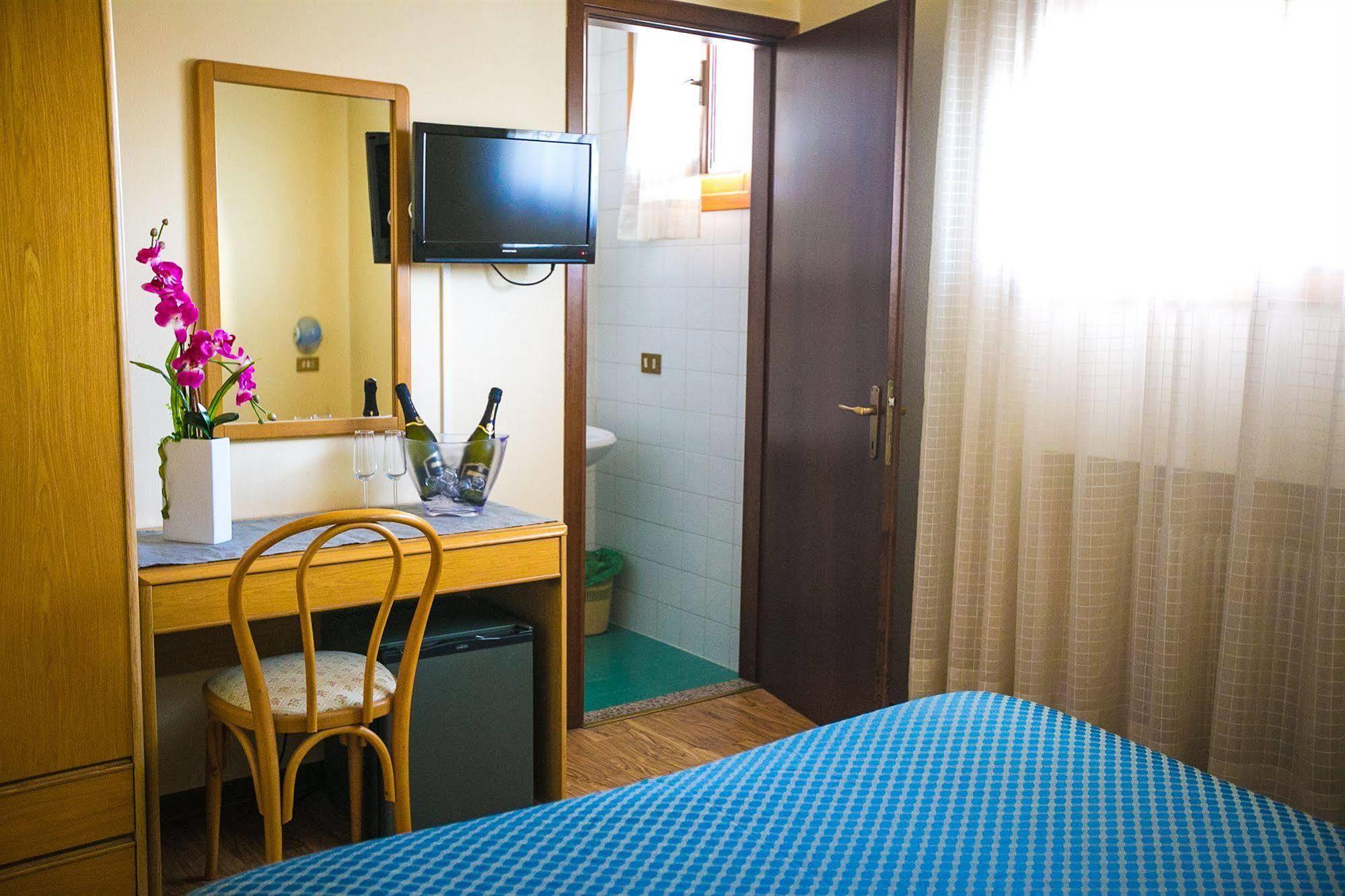 Hotel Agli Olmi San Biagio di Callalta Екстериор снимка